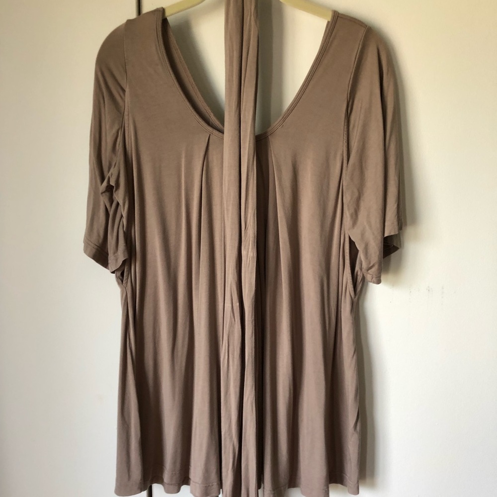 Latched Mama Flowy 3/4 Nursing Top w Belt